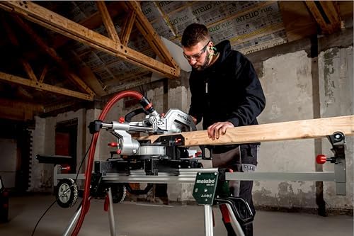 Bild 2 - Metabo Kapp- und Gehrungssäge KGS 305 M – 613305000 – Mit Precision Cut Line, 305 mm Sägeblatt und Zugfunktion – 2 m Kabellänge