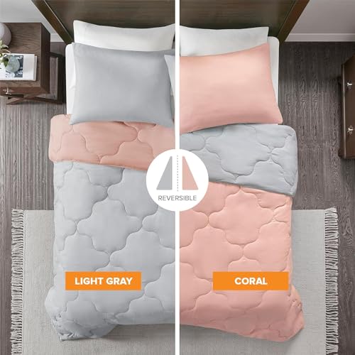 Image of Comfort Spaces aa‚¬a€oe Vixie Reversible Goose Down Alternative Comforter Mini Set - 3 Piece aa‚¬a€oe All Season aa‚¬a€oe Coral and Grey aa‚¬a€oe Full /Queen Size, Includes 1 Comforter, 2 Shams