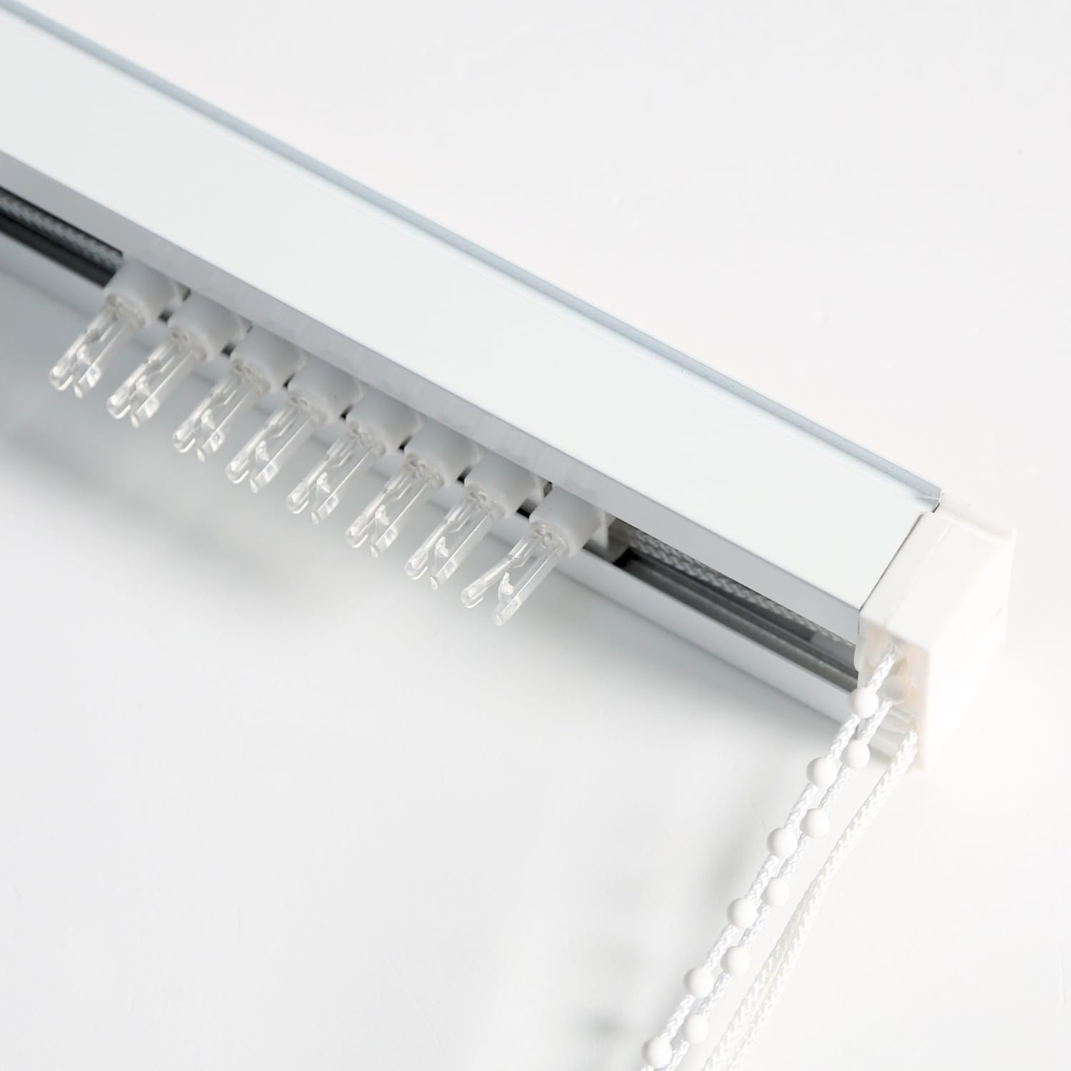 MADECOSTORE Rail pour lamelles Verticales 89mm Ouverture latérale - Blanc - L320cm