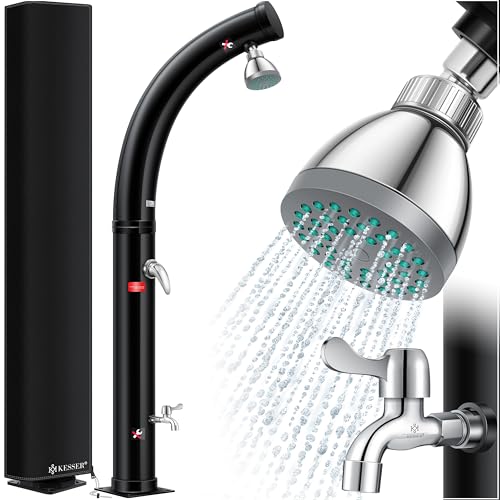KESSER® Solar Gartendusche Solardusche Bogen mit Schutzhaube | 20 Liter warmes Wasser max. 60°C Pooldusche Camping | Regenduschkopf & Wasserhahn | Gartenschlauch-Anschluss
