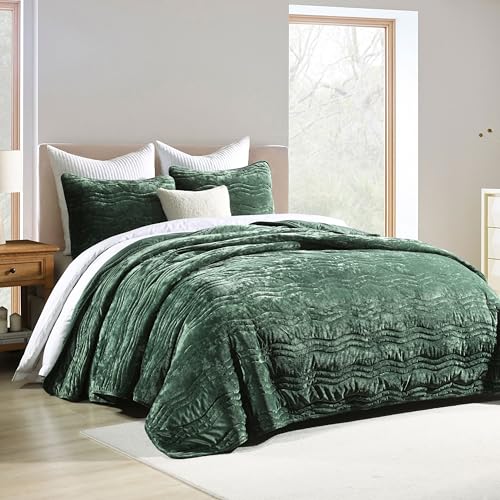 Image of Velvet King Size Comforter Set, Luxurious King Quilt, Green Bedding Set, Soft Plush Bedspread, Lightweight for All Season,Emerald Green