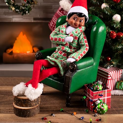 The Elf on the Shelf Claus Couture Snuggly Robe and Slippers Set – Cozy Holiday Outfit for Your Scout Elf - Includes Festive Christmas Robe and Slippers - Elf Ideas (Scout Elf Not Included)2