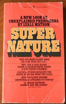 Paperback Super Nature Book