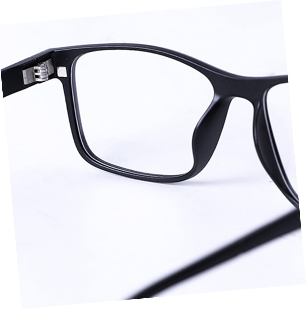SHINEOFI Practical Tattooing Goggle Multipurpose Protective Eyewear for Tattooing Light Filtering and Eye Protection Comfortable Fit Reusable Design for Various Applications