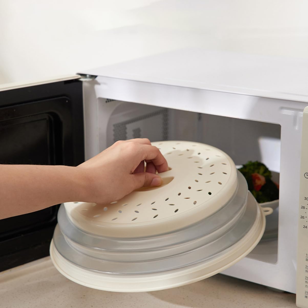 Copertura Antischizzi per Microonde in Pp 4 Pezzi, Coprivivande Riutilizzabili, Facile da Conservare, per Cucina, Protezione Olio e Riscaldamento Sicuro Colore Casuale