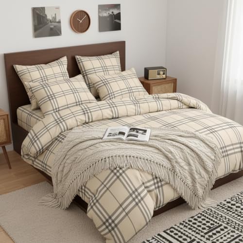 Image of Nayoroom Plaid Duvet Cover Queen Size Vintage Tan Cream Gingham Checkered Duvet Cover Dorm Bedding Set 3 Pieces Soft Lightweight Microfiber Farmhouse Bedding Set Gifts for Women Men