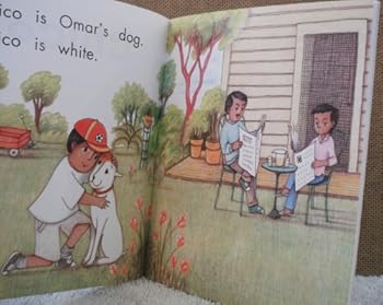 Paperback Rigby on Our Way to English: Leveled Reader Grade K (Level C) Chico (On Our Way English) Book