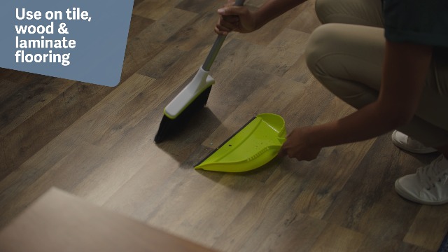 Amazon.com: Casabella Basics 2-Piece Angled Broom and Dustpan Set
