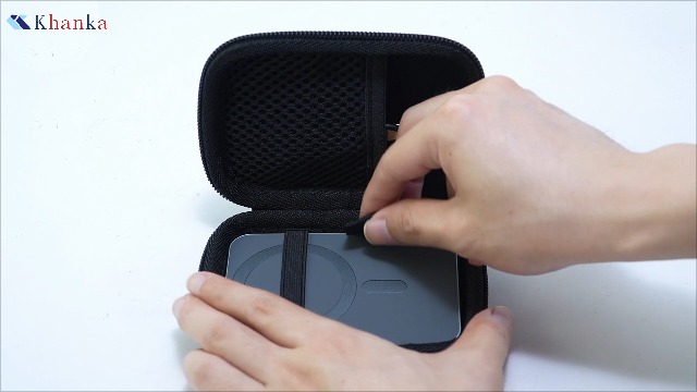 Amazon | （ケースのみ）Anker Nano Power Bank (5000mAh, MagGo, Slim