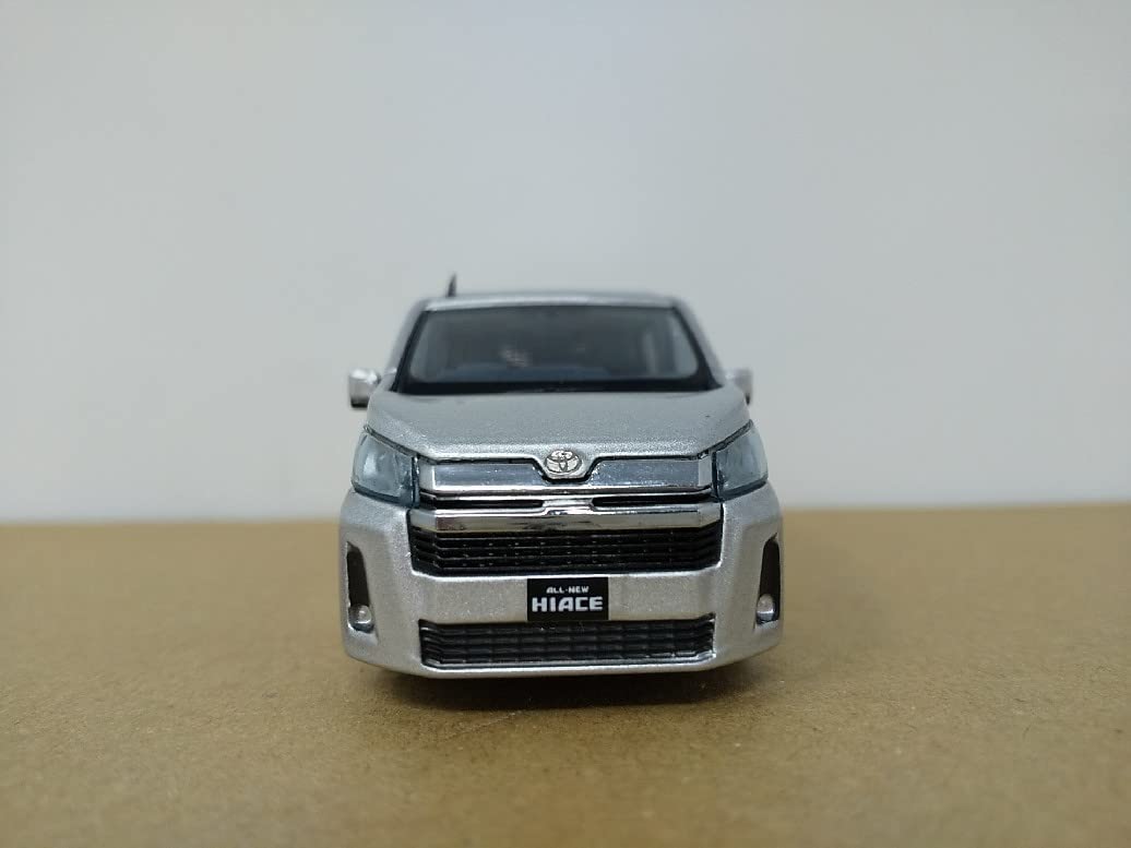 ミニカー 1/64ハイエース　海外仕様　4台セット ミニカー 1/64ハイエース 海外仕様 4台セット