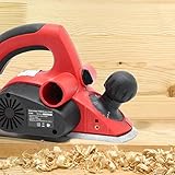 cepillo electrico carpintero black decker La profundidad se puede ajustar hasta los 15 mm.