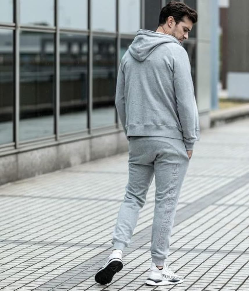 Amazon | [1PIU1UGUALE3 RELAX] ウノピゥウノウグァーレトレ