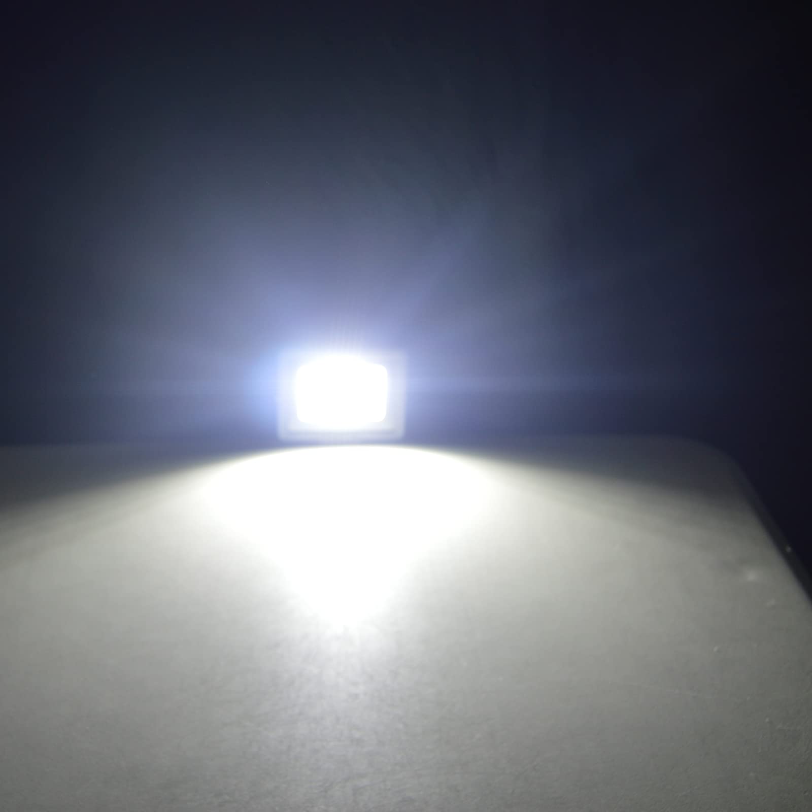 Faretto LED Esterno 20W - Luci Da Giardino, Cortile E Garage, 2000 Lumens, IP66 Impermeabile - Foto 3