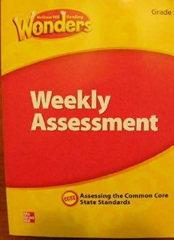 Paperback McGraw Hill Reading Wonders, Weekly Assessment, Grade 4, Assessing the Common Core State Standards, CCSS Book