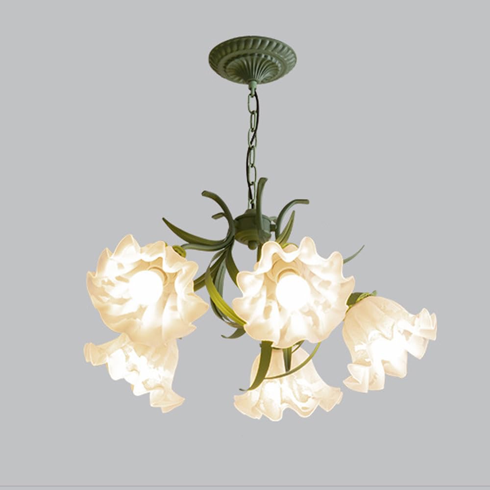 Lustre fleur verte en verre blanc laiteux : finissez-en avec les pièces sombres