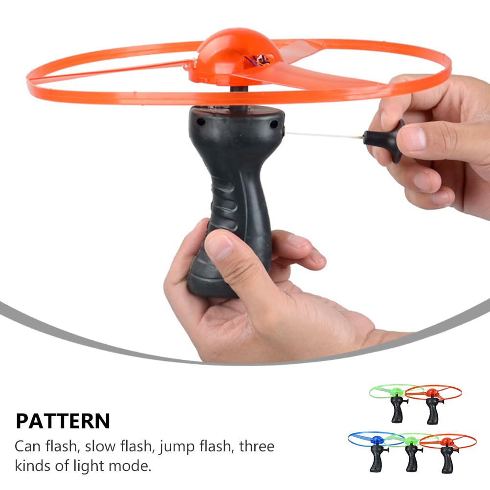 Amazon.co.jp: NUOBESTY 竹とんぼ プロペラ 光る 飛行おもちゃ 回転  