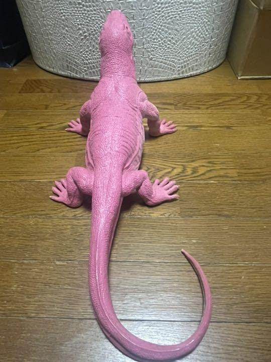 Amazon.co.jp: 1989年品 ピンク 巨大イグアナ 特大フィギュア 人形
