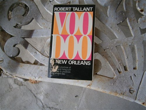 Voodoo in New Orleans B0018JOXP0 Book Cover