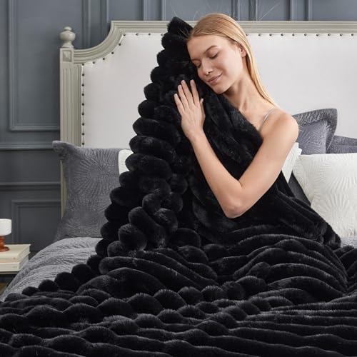 Cozy Bliss Faux Fur Throw Blanket for Couch, Cozy Warm Plush Striped Blanket for Sofa Bedroom Living Room,60 * 80 Inches Black