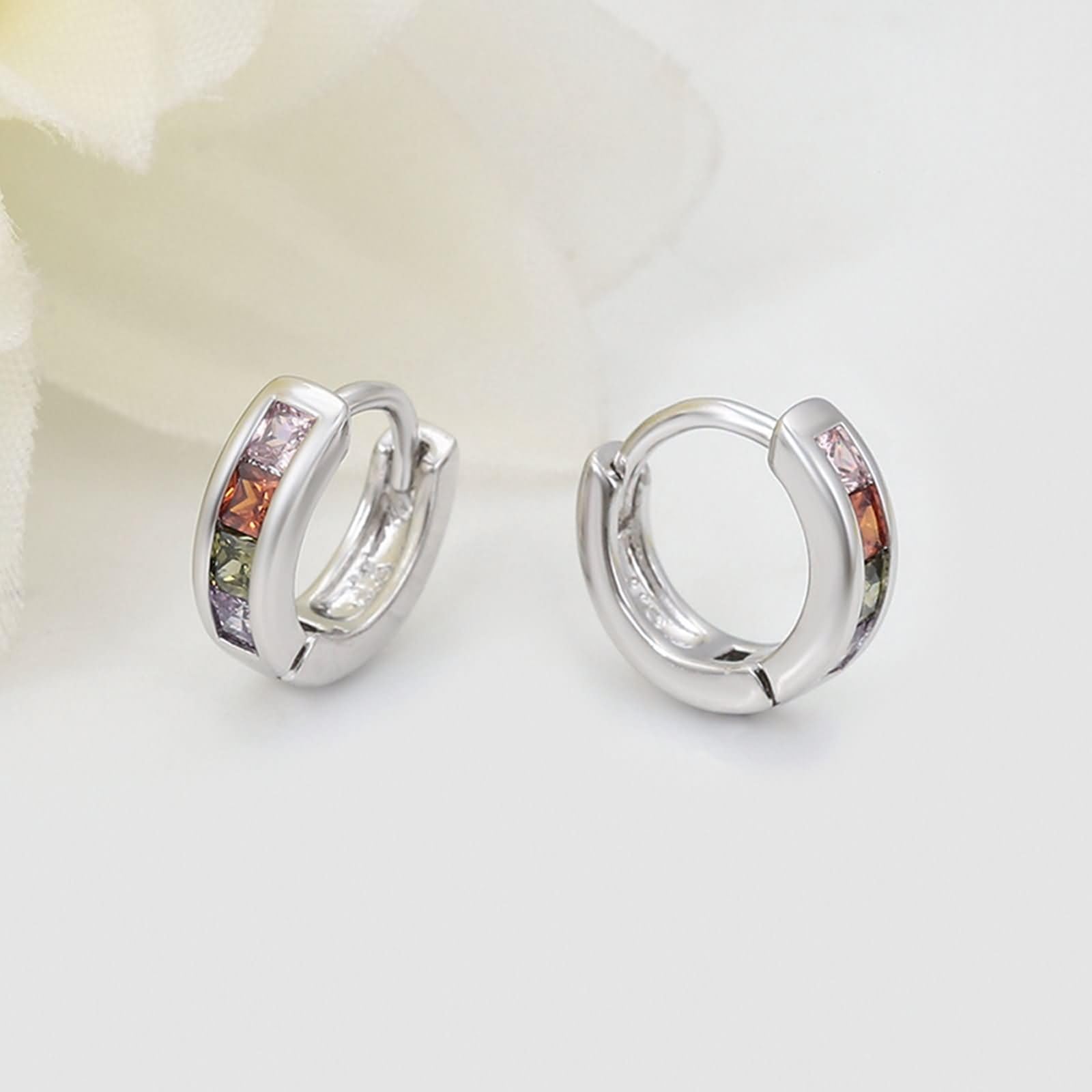 Huggie - Pendientes para mujer con piedras preciosas