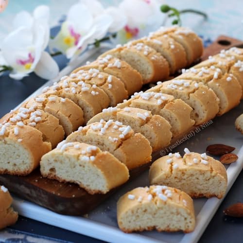 BISCOTTI CON FARINA DI MANDORLE SENZA UOVA E SENZA BURRO