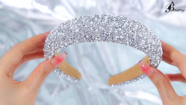 Headband with silver & rhinestone embellishments No. 09 Silver Crystal Rhinestone Embellished Oval Bridal  main image 4