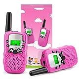【Fernkommunikation】Kommunikationsentfernung bis zu 3km (maximal 3km müssen in offene Fläche sein). Die Kinder können mit Ihren Eltern und Freunden jederzeit in Kontakt bleiben, z.B. in Supermärkten, Einkaufszentren oder auf Festivals. Auch gut für Outdoor Aktivitäten wie Wandern, Zelten usw.