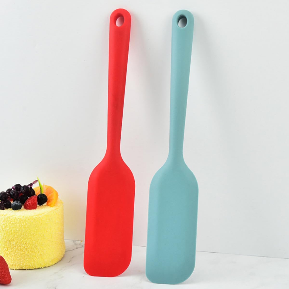 VALICLUD Food-grade Silicone Cake Scraper Lightweight Non-stick Cream Spreader Multipurpose Baking Spatula for Home Use Odorless Flexible Scraper for Mixing Forming and Decorating Cakes