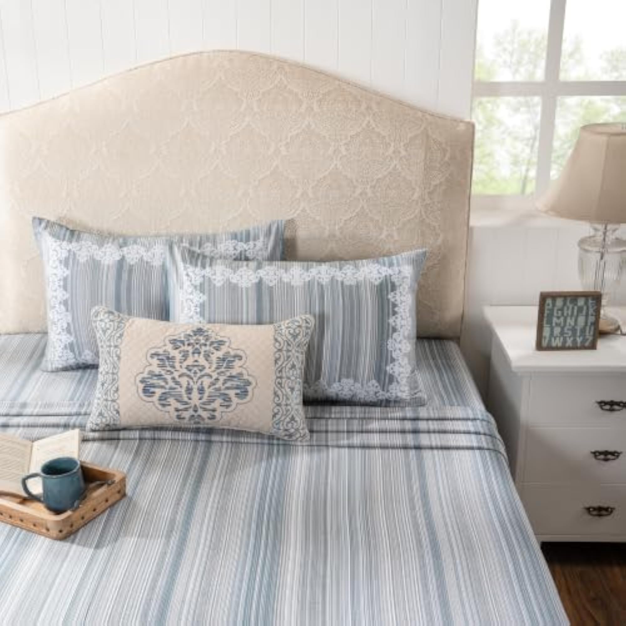 100% Cotton King Size Bedsheet with 2 Pillow Covers