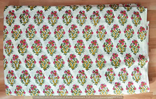Tissu coton imprimé indien fleur rouge vert pour robe et coussin