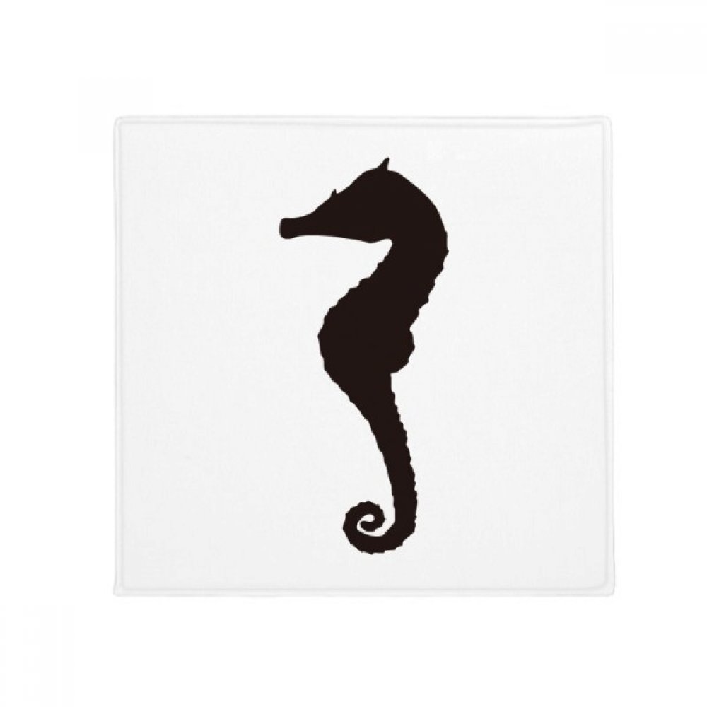 Tapis hippocampe noir déco marine pour sublimer le sol de votre salle de bain