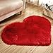 Produktbild wuayi Bodenteppich künstliche Schaffellwolle warm haarig weich Herzform Teppich Sitzmatten Stuhlbezug Bodenmatte für Esszimmer Wohnzimmer Schlafzimmer, rot, 40x50cm