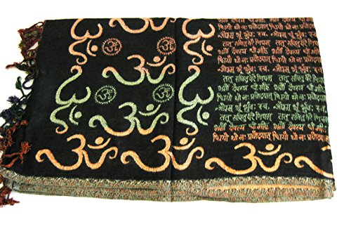 OMA® Meditation Shawl/Scarf With Om Sign And Sacred Sanskrit Mantra Reversible Double Weave Religious Altar Cloth4