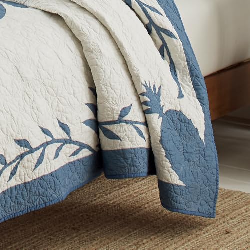 Tommy Bahama - King Quilt, Naturally Soft Cotton Printed Bedding with a Solid Reverse, Lightweight for Year Round Comfort (Aloha Pineapple Blue) - Image 5