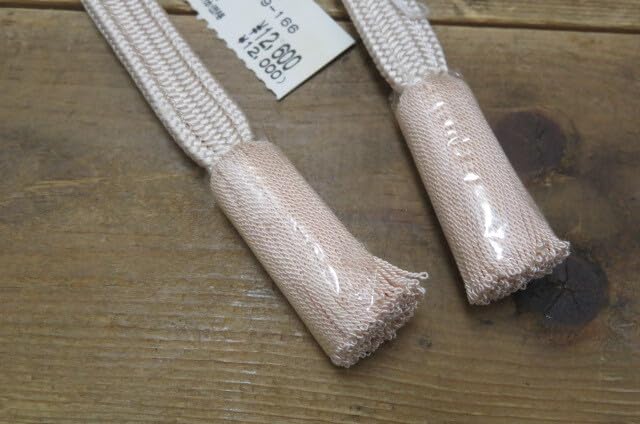 ホワイト冷蔵庫 2段棚付き 昭和61年製造￼ 使用可能￼ ホワイト冷蔵庫