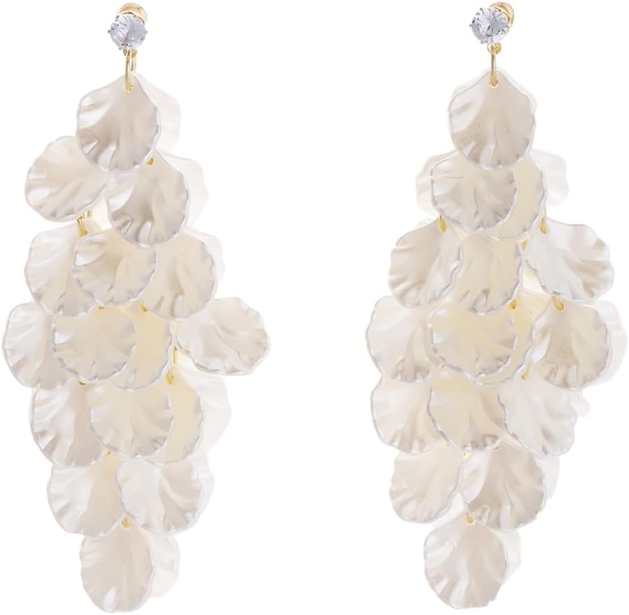 Tassel Shell Earrings for Women White Shell Statement Sea Summer Beach Lightweight Dangling Drop Earrings Dainty Fashion Ear Jewelry