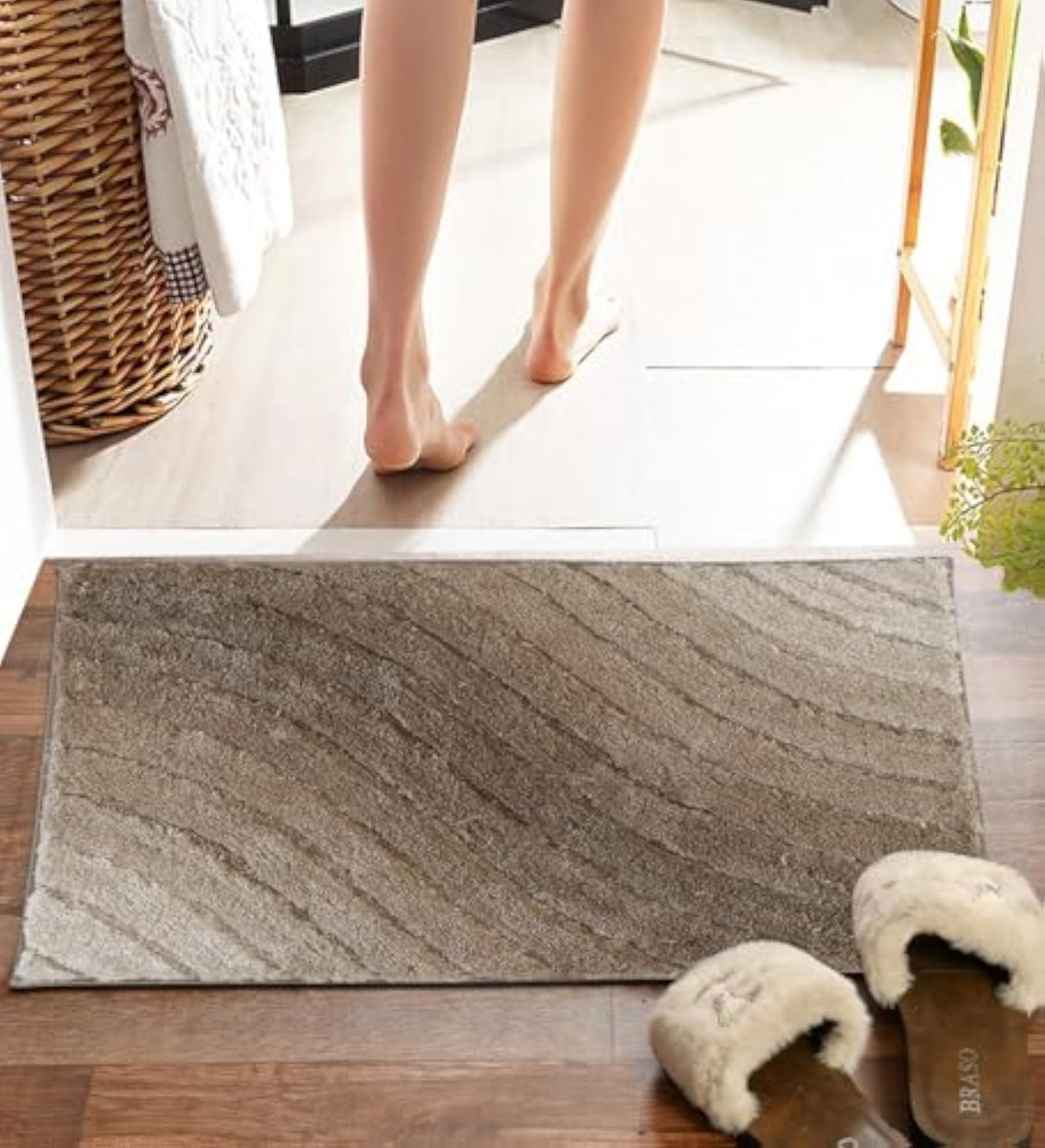 Wave Rectangular Shaped Microfiber Bath Rug 1800 GSM