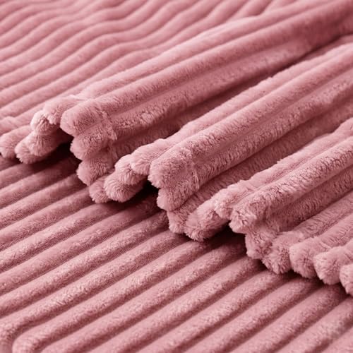 Image of Cotton Bolls Textiles Cozy Plush AC Blanket for Single Bed, Lightweight All Season Blanket, Ultra Soft Blanket for AC Room, Mild Winter, Can Be Used as Bedsheet in Winter, 90x90 Inches, Pencil Mauve