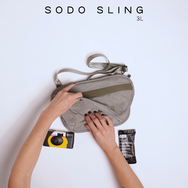 Amazon.com: Chrome Industries Sodo Crossbody Sling Bag for Men and