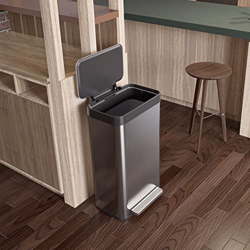 Home Zone Living 18.5 Gallon Kitchen Trash Can, Tall Stainless Steel Liner-Free Body, 70 Liter Capacity, Silver, Virtuoso Series #TOP1