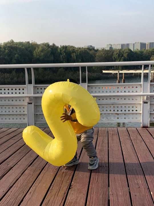 Image of Yellow Number 5 Balloon 40 Inch, 5th Birthday Party Decorations, Giant 5 Foil Balloon for Party Supplies