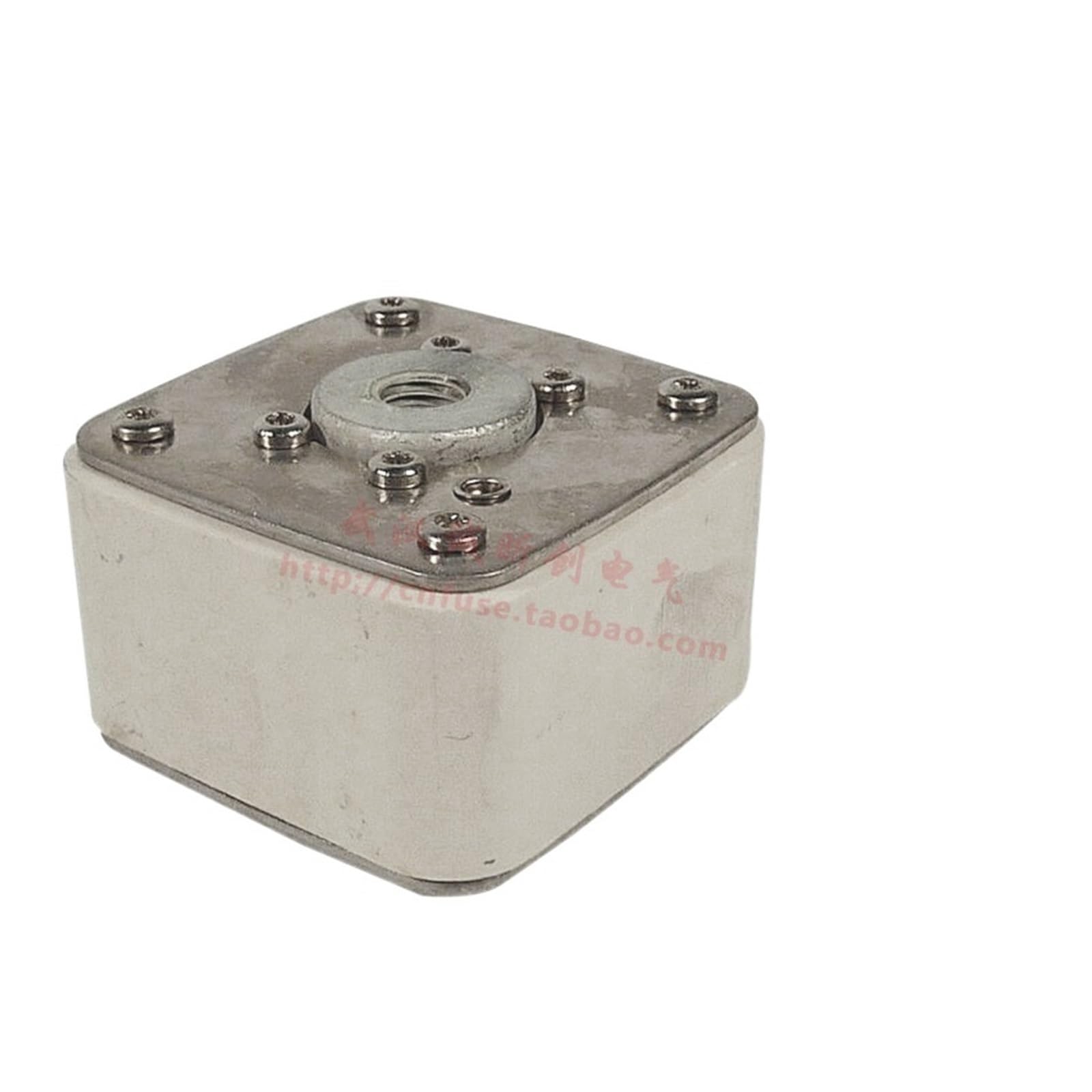 Fusible SPP-6K700 700V pour la protection des installations industrielles à haute puissance