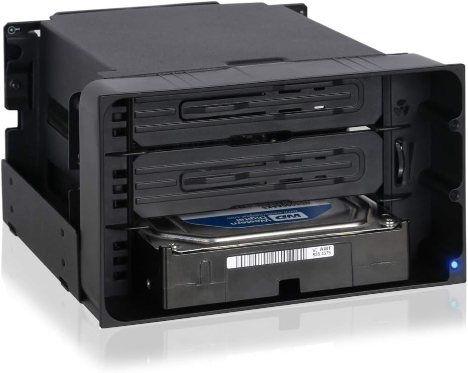 Icy Dock flexiDOCK MB830SP-B – Removable Frame/Dock Strapless for 3X 3.5 Inch SATA/SAS Hard Drive