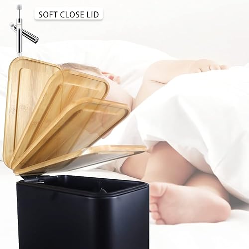 Miniatura 6 de Bote de basura de baño con tapa de bambú cierre suave y pedal de pie pequeño cubo de basura rectangular delgado con cesta de basura interior para