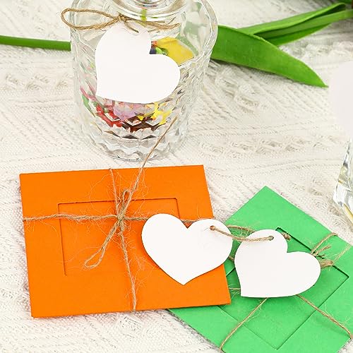 100 Stück Weiße Geschenkanhänger Herz Anhänger Papier 4 x 4,5cm Hochzeit Herz Etiketten mit Schnur Herz Kraftpapier Anhänger für Valentinstag Party Geburtstag Christmas