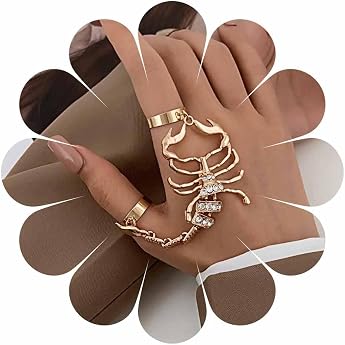 Punk Scorpion Chain Rings Rhinestone Scorpion Ankle Finger Rings Double Finger Rings with Scorpion Chain Vintage Scorpion Ring Bracelet Hand Harness Halloween Fashion Jewellery for Women
