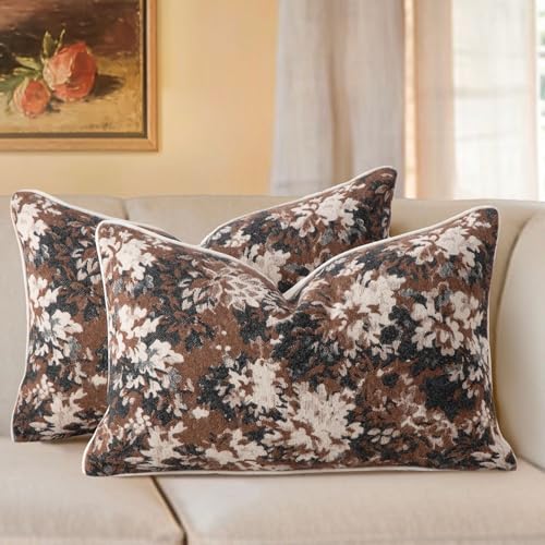 Haguko Pack of 2 Vintage Floral Throw Pillow Covers 12x20