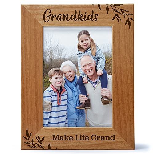 Cedar Crate Market Grandkids Make Life Grand, Engraved Natural Wood Photo Frame For Grandparents, Grandparent's Day, Grandma Gift, Grandpa Gift (5X7 Vertical) #TOP5