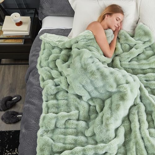 Cozy Bliss Faux Fur Throw Blanket for Couch, Fuzzy Soft Plush Thick Bubble Blanket for Sofa Bedroom Living Room, 90 * 90 Inches Sage Green