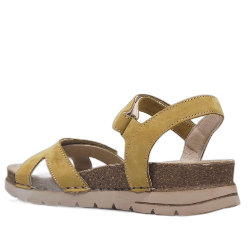 WALK & FLY 8352-50890 PIEL AMARILLO. Sandalia de piel, cuña 3,5 cm, plantilla acolchada y forro, cierre de gancho y bucle ajustable, suela poliuretano ligera y antideslizante.